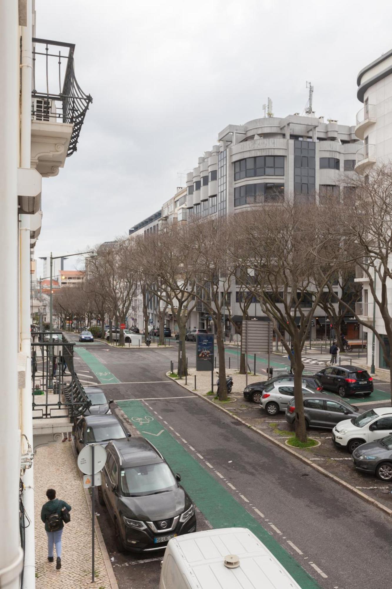 Flh Saldanha Spacious * Lisbon